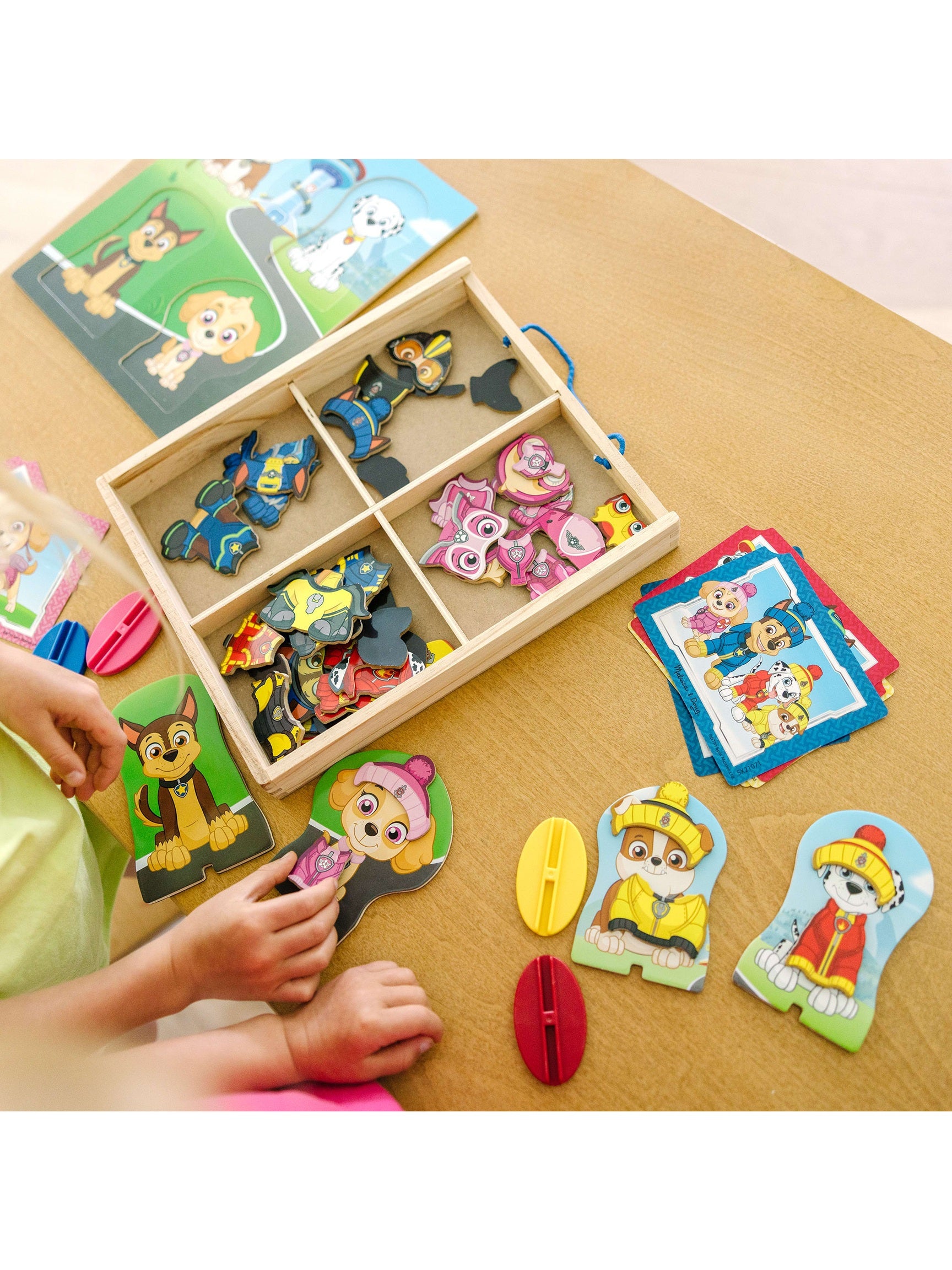 Paw Patrol Magnetic Pretend Play
