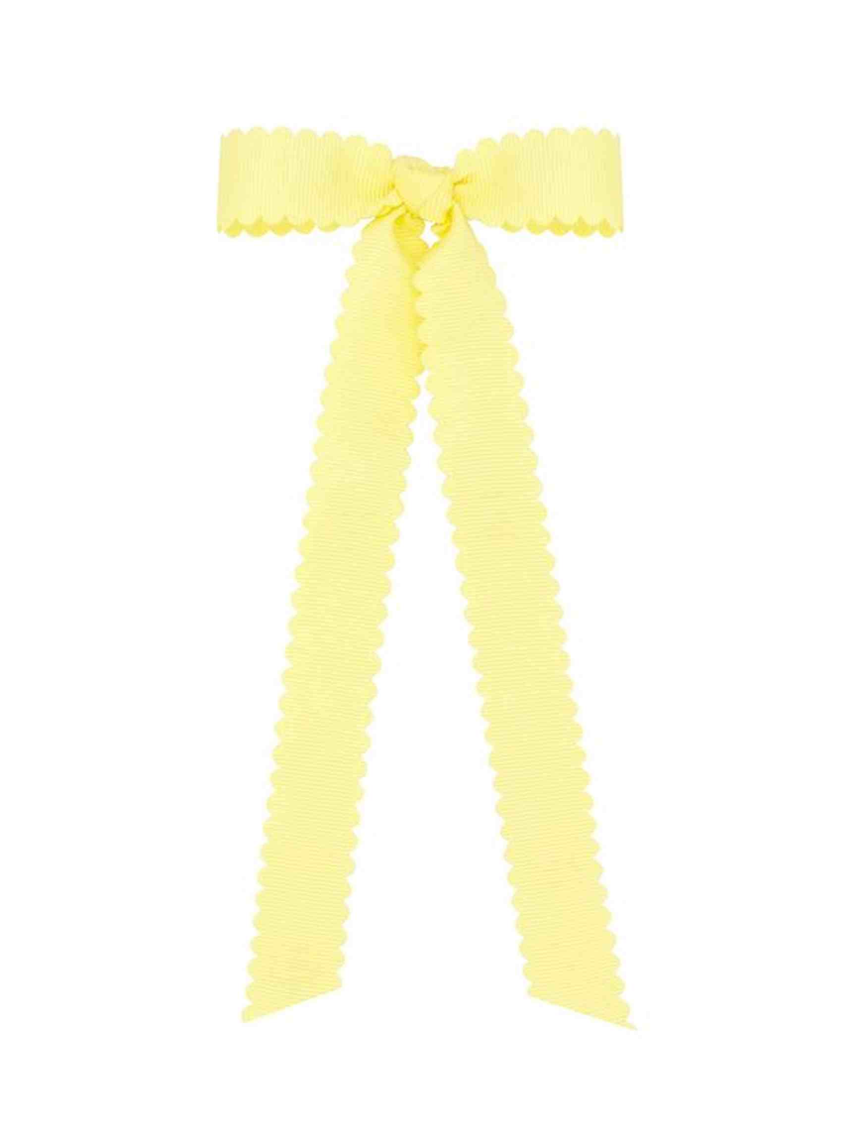 Scalloped Edge Bow with Streamer Tails