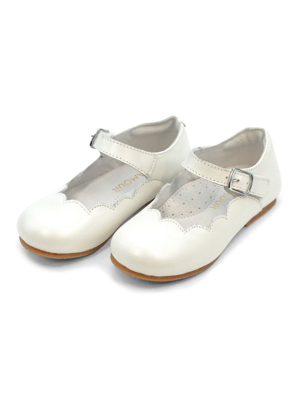Sonia Scalloped Flat