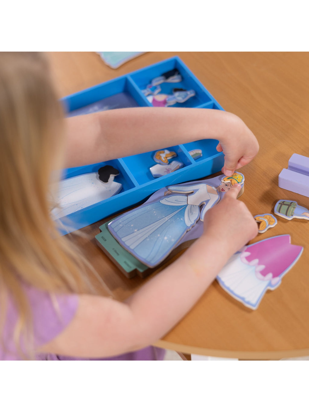 Disney Magnetic Dress Up: Cinderella