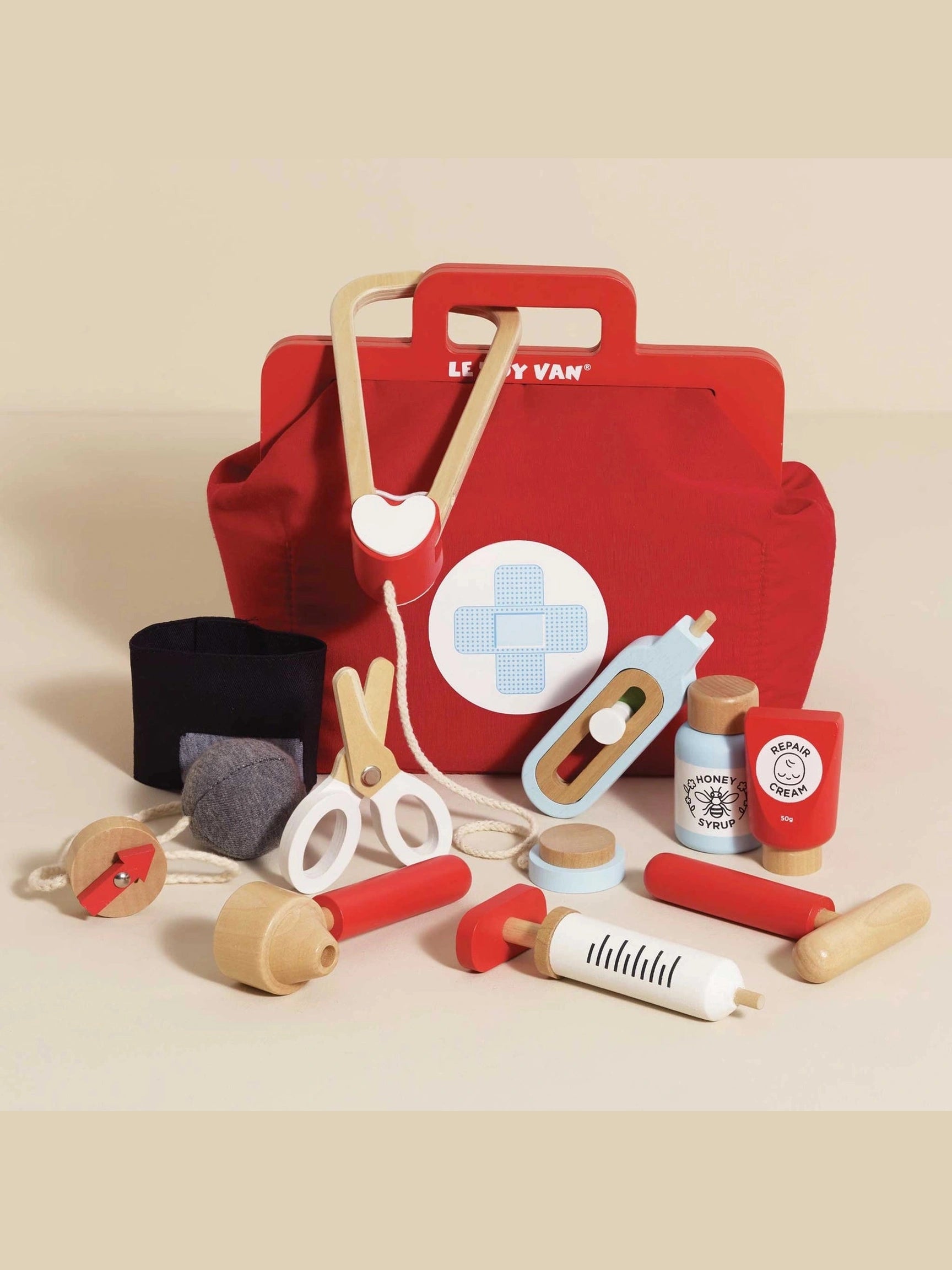 Vintage Doctor Roleplay Wooden Kit