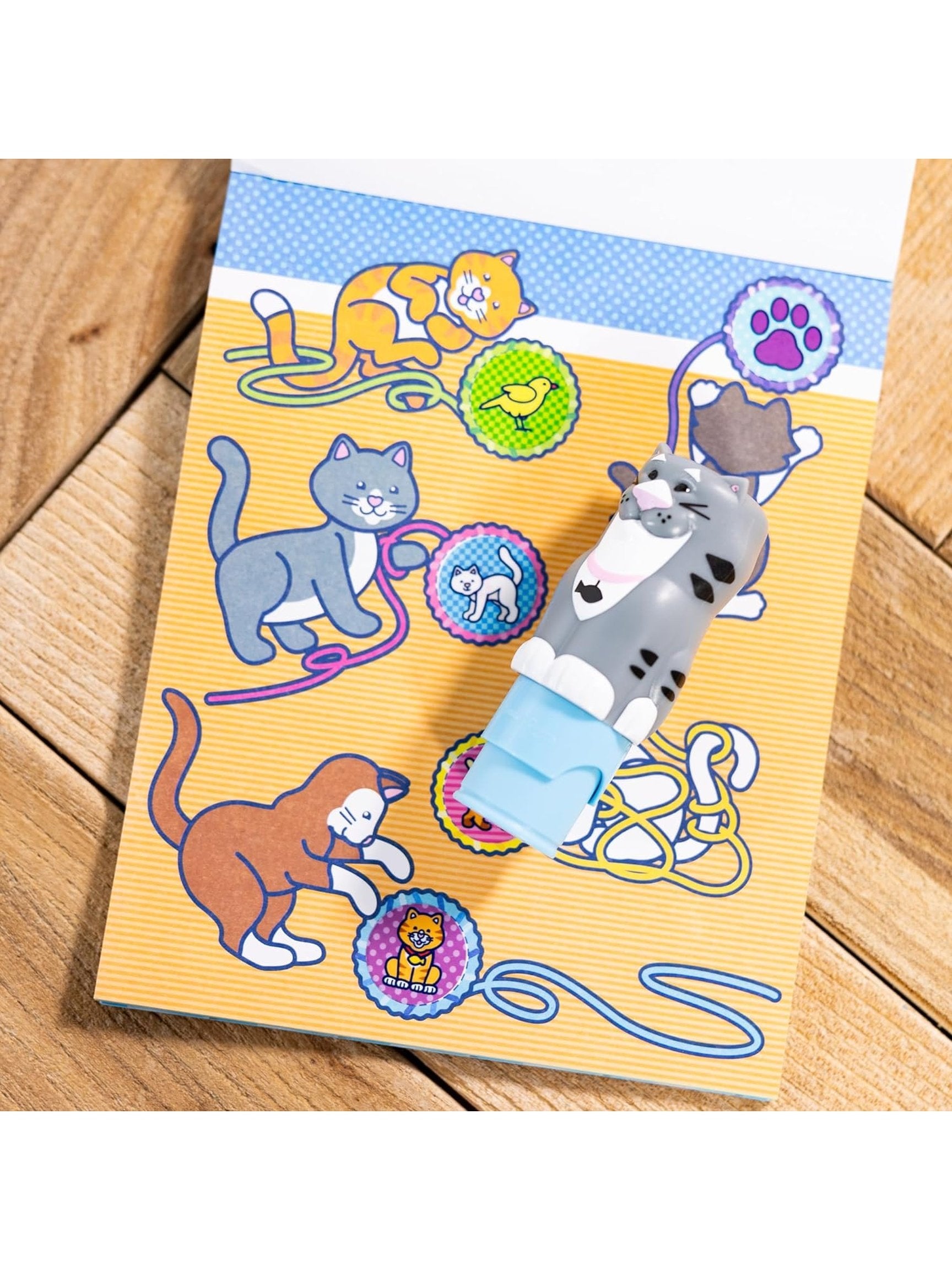 Sticker Wow! Activity Pad & Sticker Stamper