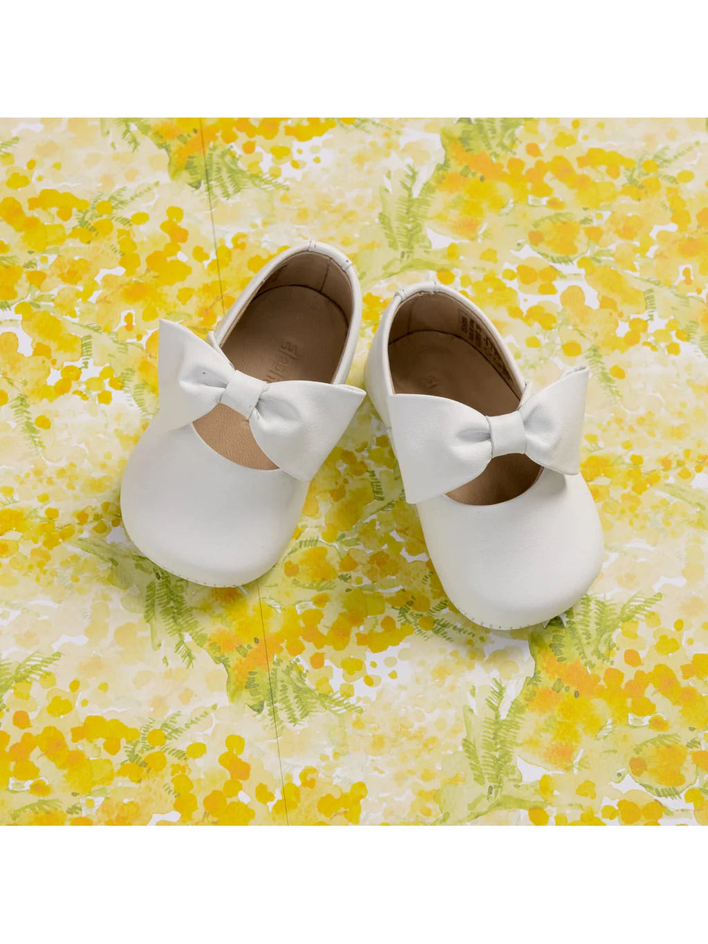 Baby Ballerina w/Bow - White