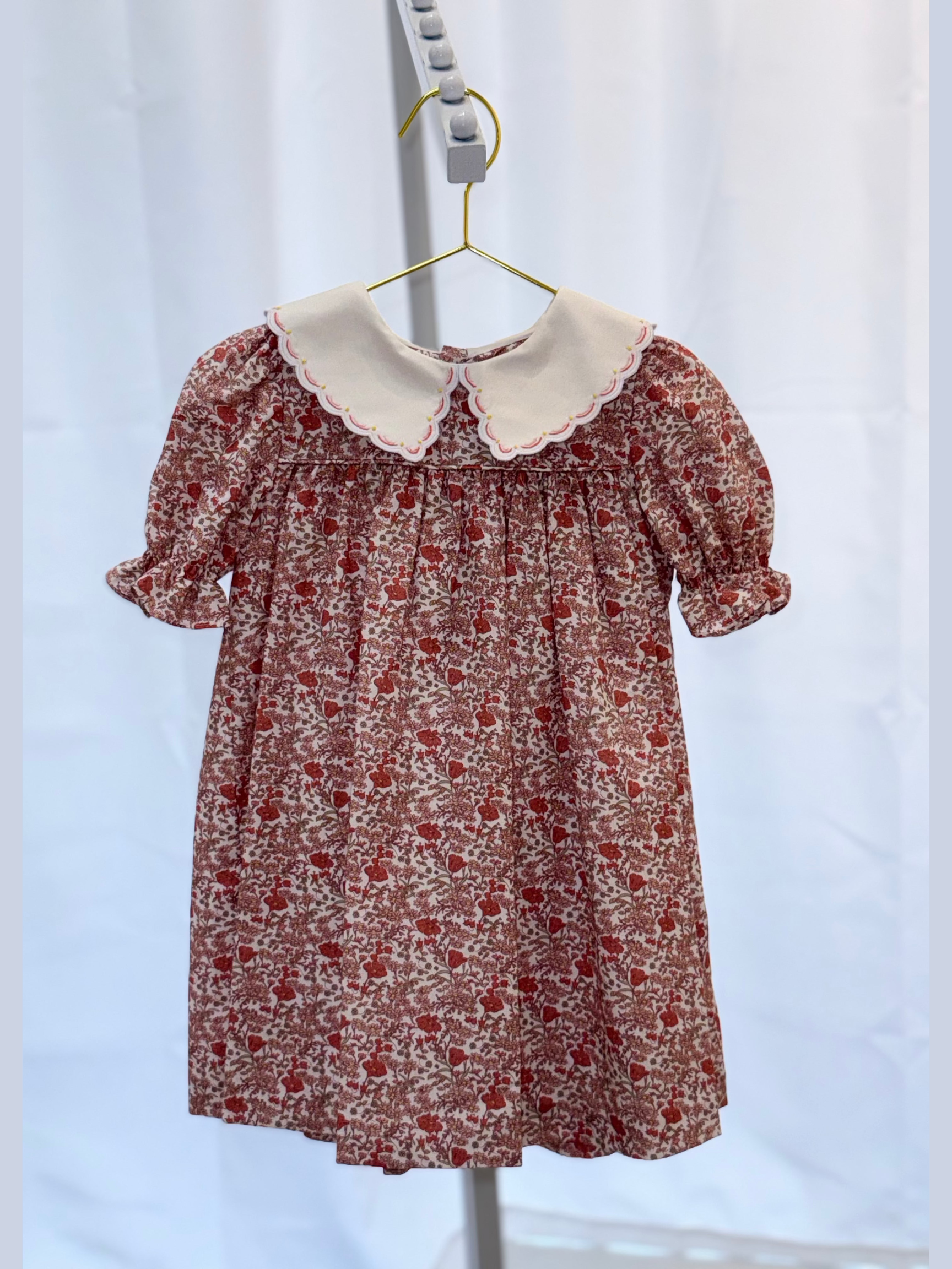 sophie and lucas christmas dress Sophie & Lucas Girls Velvet Christmas Dress with White Petal Collar
