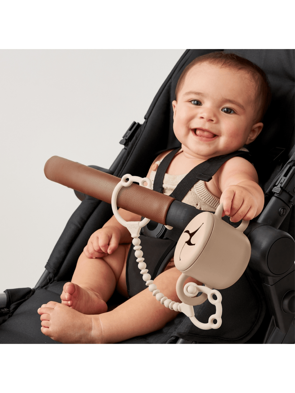 Itzy Strap Pack - Toy and Snack Cup Strap