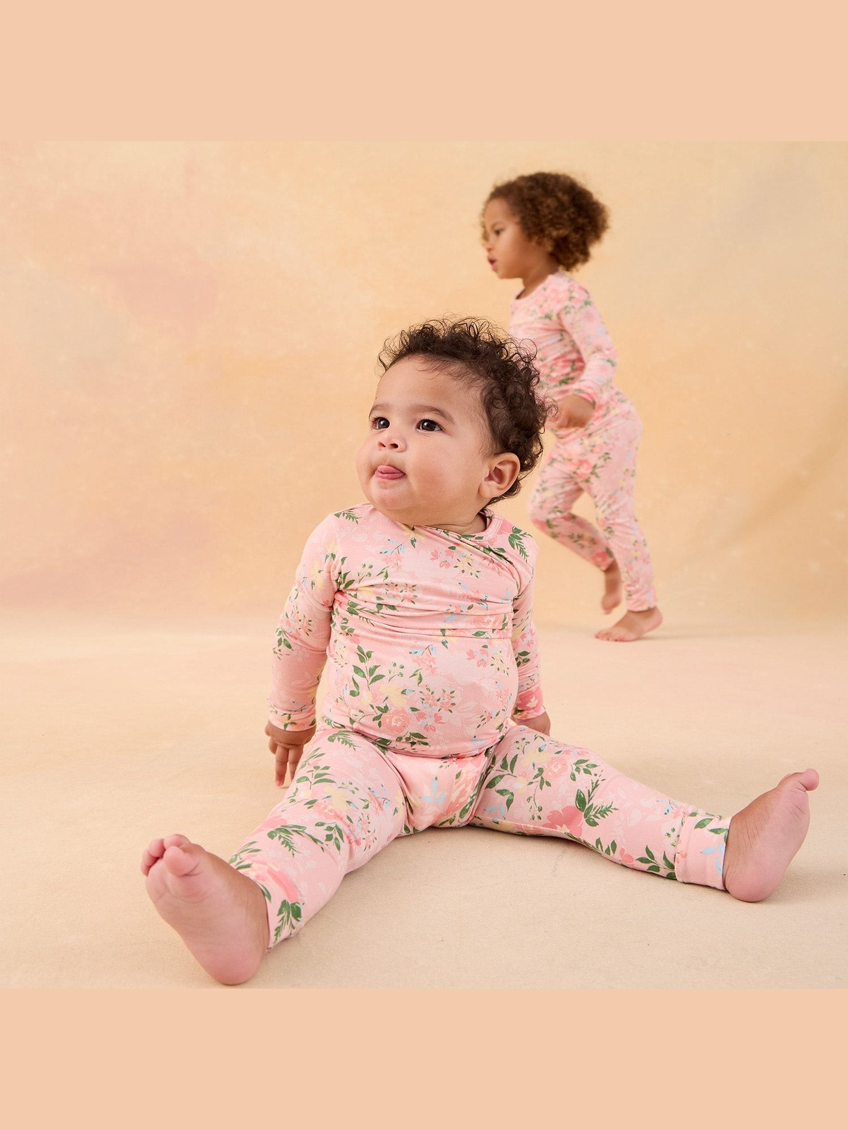 Ainslee Modal Magnetic Pajama Set