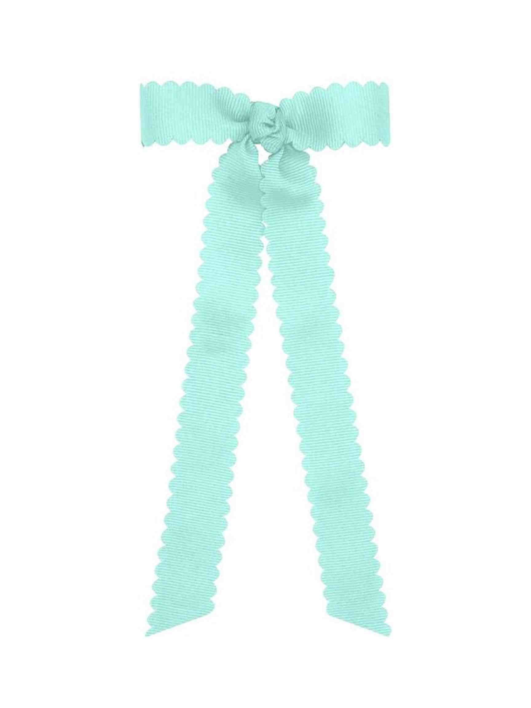 Scalloped Edge Bow with Streamer Tails