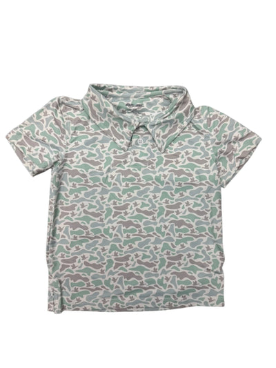Camouflage-patterned polo shirt