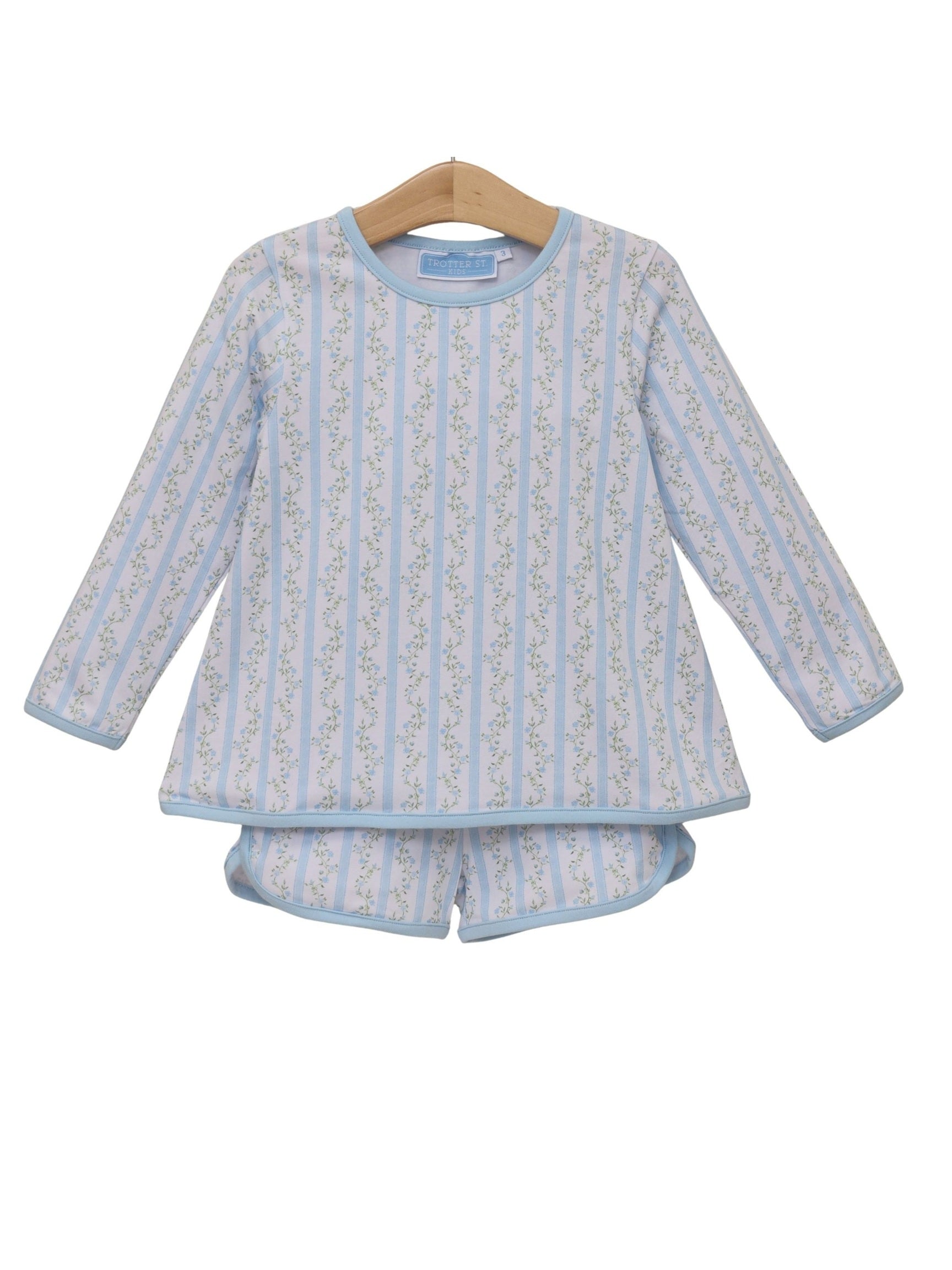 Vineyard Blooms Play Set
