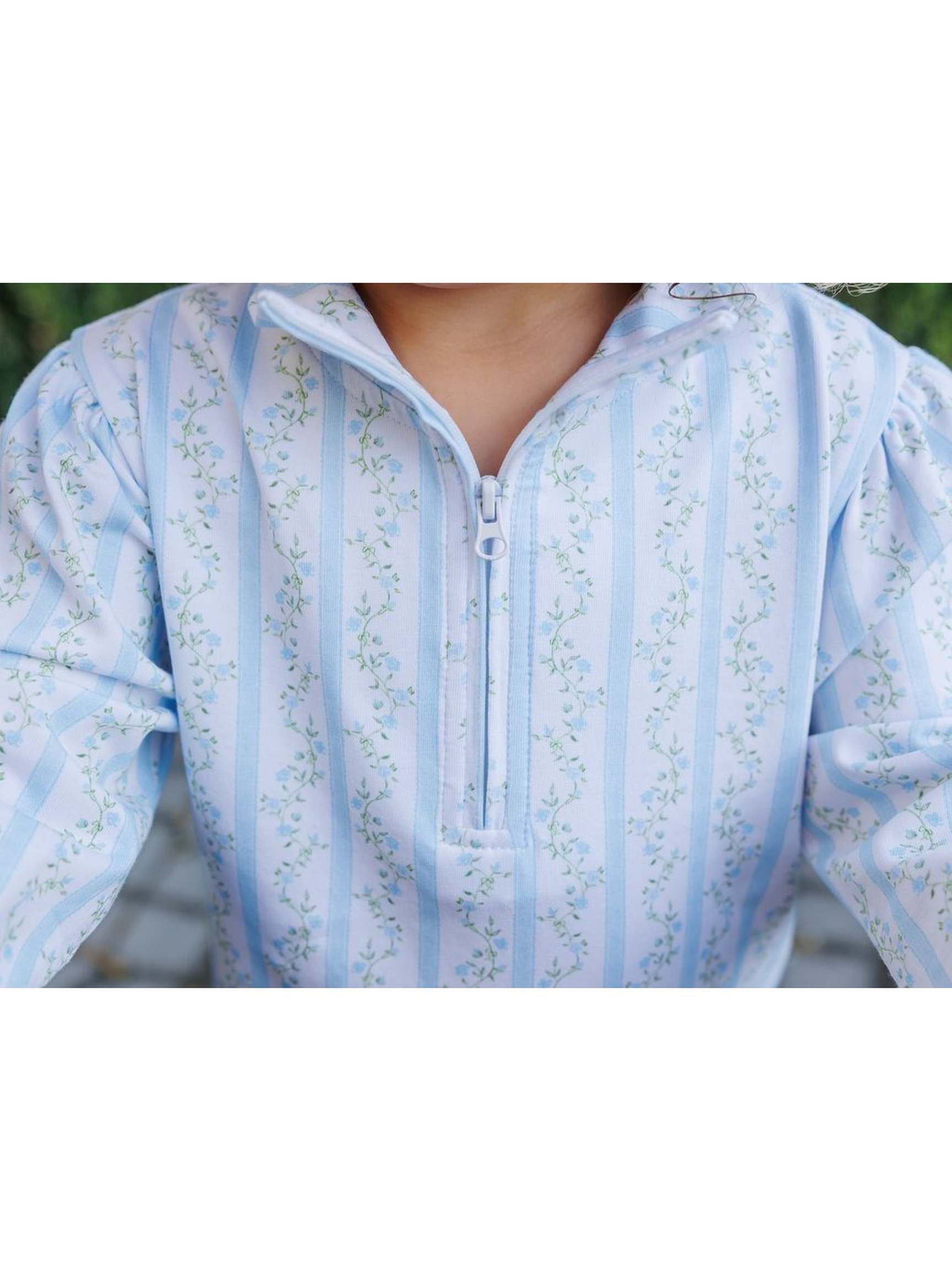 Vineyard Blooms 1/4 Zip Pullover Set