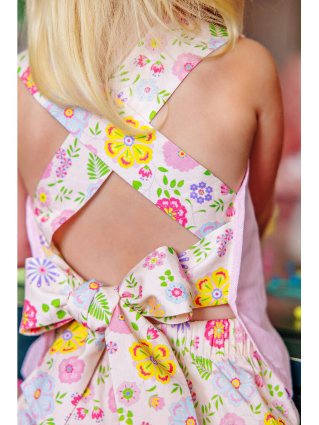 Betsey Bow Back Set - Boca Grande Begonia