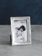 Jason 4" x 6" Vertical Frame