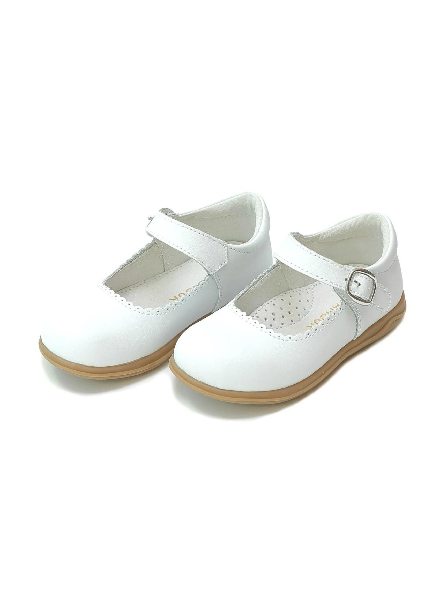 Chloe Classic Scalloped Mary Jane