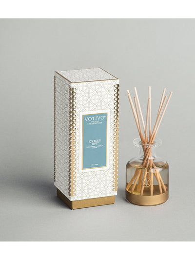 Icy Blue Pine Holiday Reed Diffuser